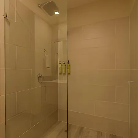 Apartamento Lujoso Con Jacuzzi - Dominique *