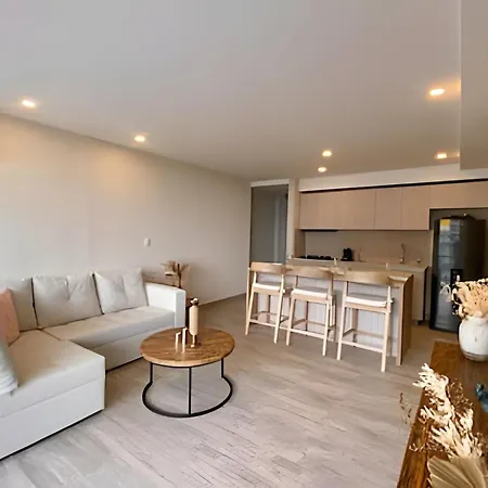 Apartamento Lujoso Con Jacuzzi - Dominique *