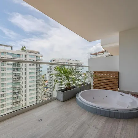 Apartamento Lujoso Con Jacuzzi - Dominique *