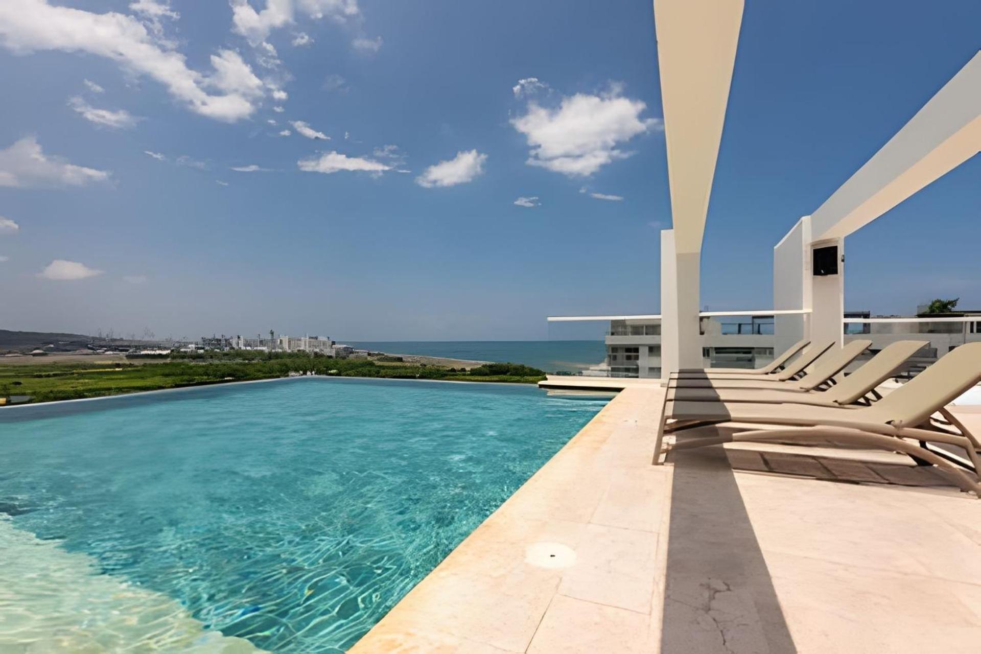 Lujoso Con Jacuzzi - Dominique