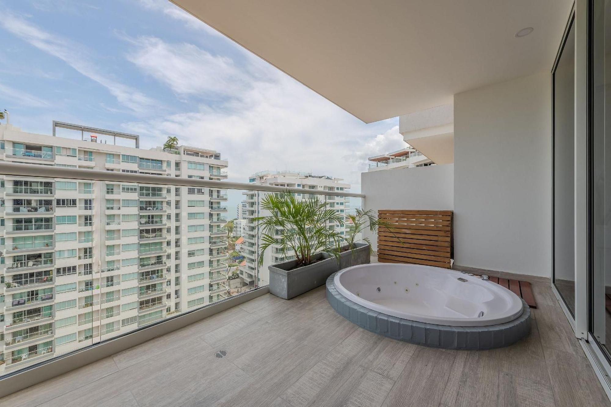 Apartamento Lujoso Con Jacuzzi - Dominique *